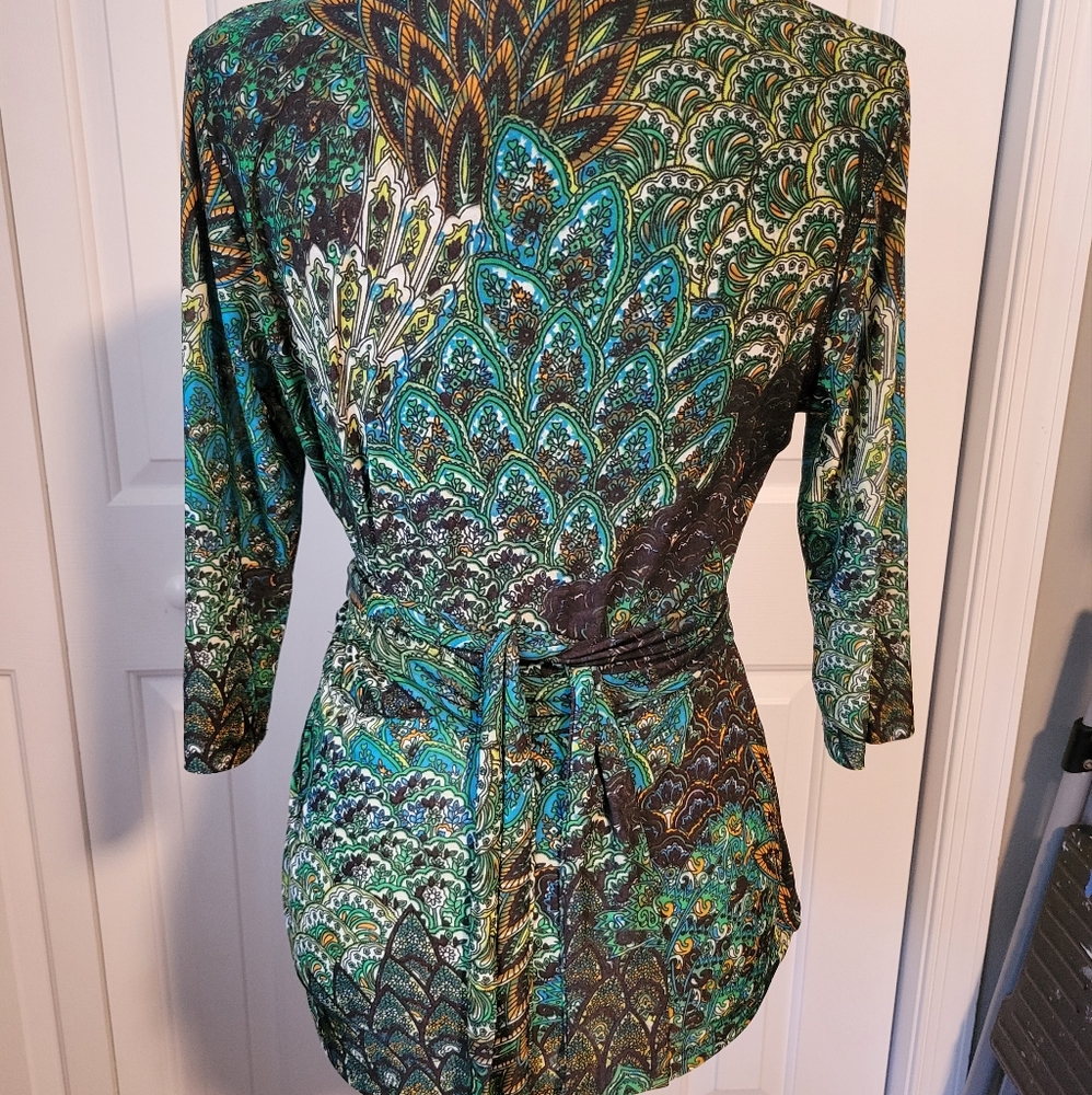 Designer Blous - Picture 2 of 2